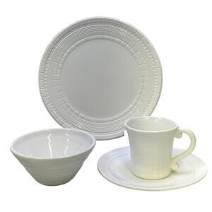Chantilly White Graphic Studio Nova Embossed Dinnerware 4-Piece Place Setting
